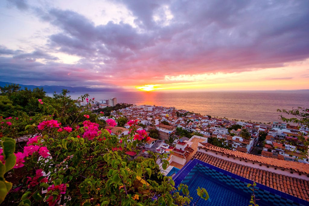 A Perfect Pacific Sunset! View from Villa Punta del Cielo. 